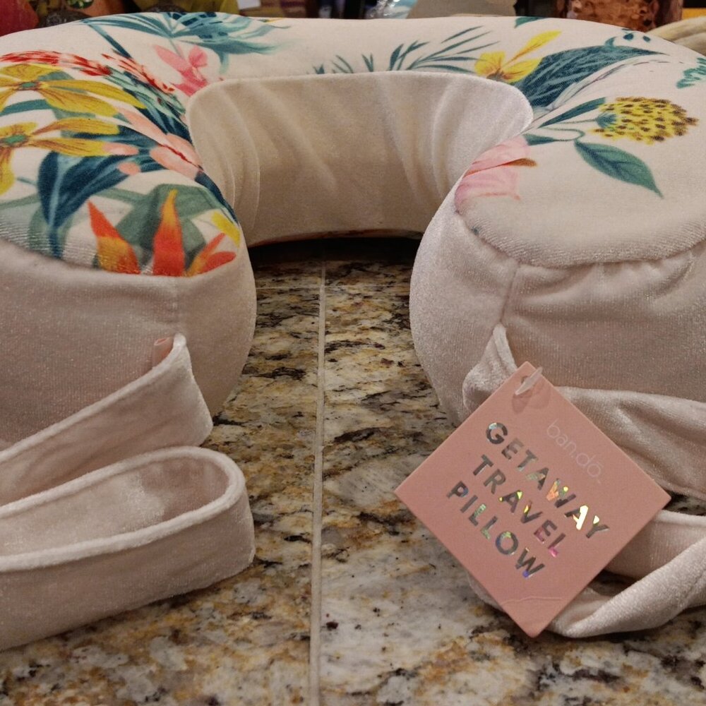 Travel Pillow - Bando